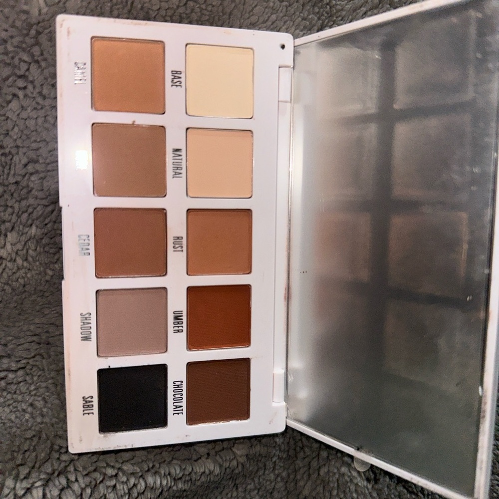 Kylie Cosmetics Matte Eyeshadow Palette with Warm Neutrals